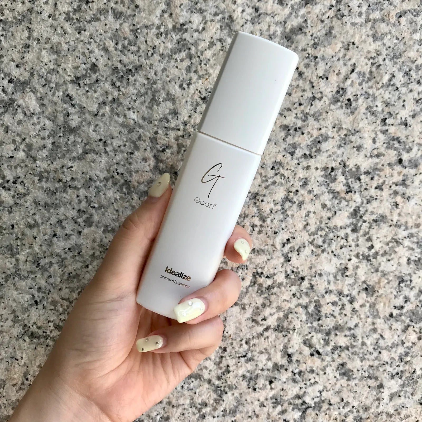 gaah Idealize premium l’essence 保湿美容液　新品 Amazon.co.jp: Idealize Premium L'essence 50ml : ビューティー